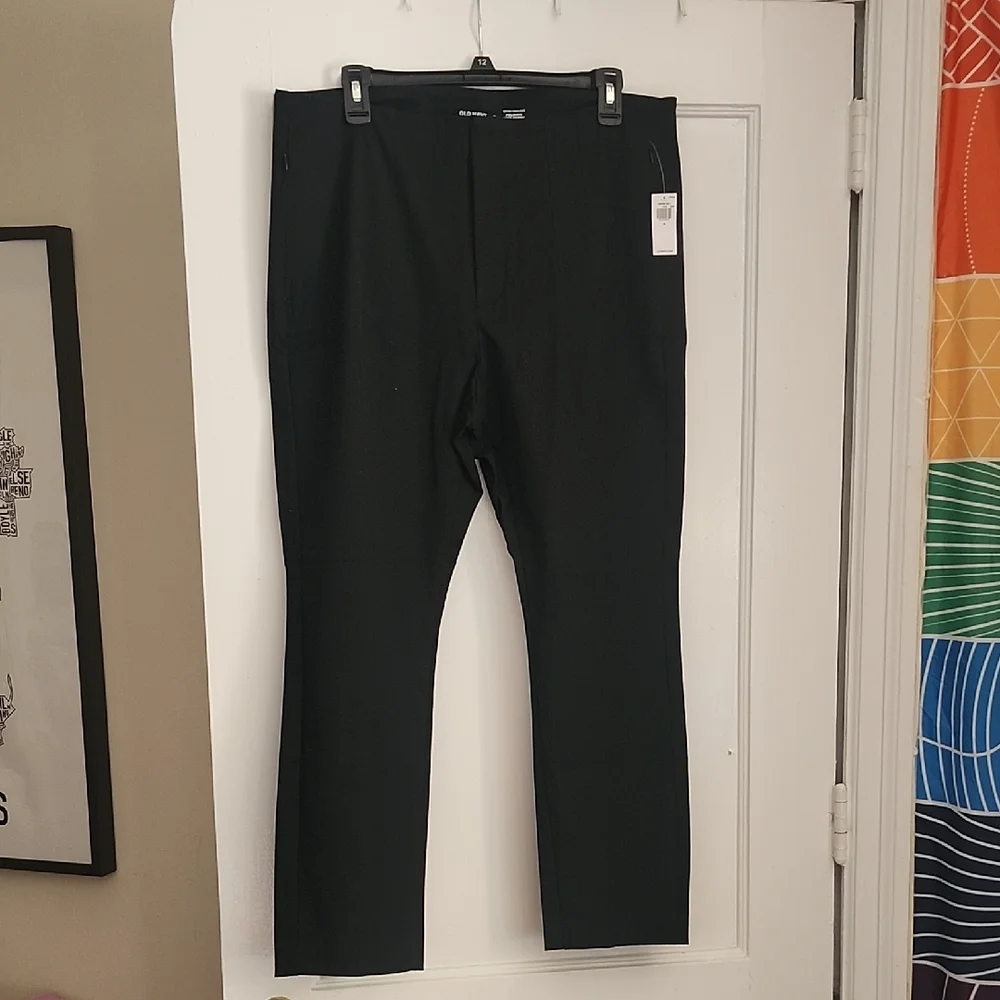 Old Navy Women's NWT Extra High Rise Polished Pixie Pants - Picture 1 of 14